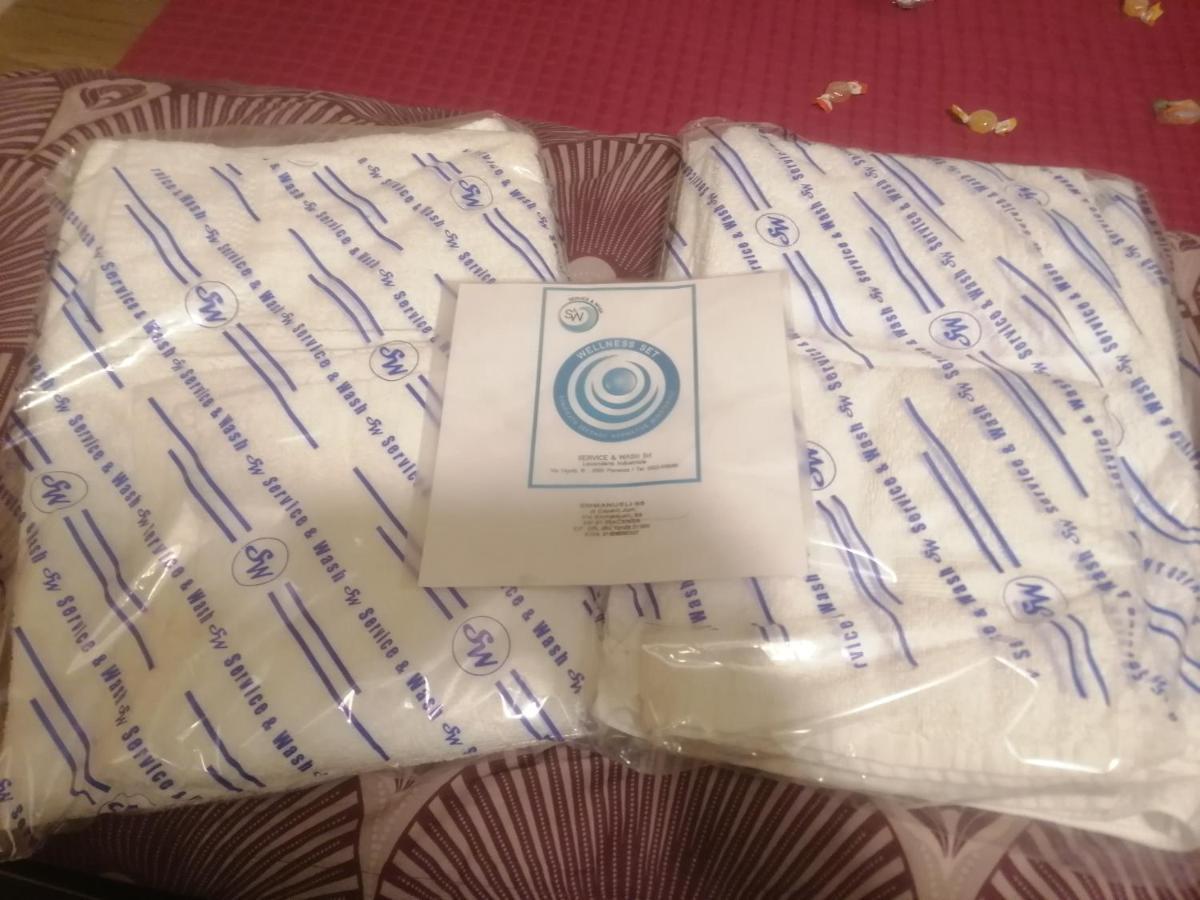 Emmanueli65 Fronte Clinica Per 5 Matrimoniale 2 Singoli 1 Divano Letto Placência Exterior foto